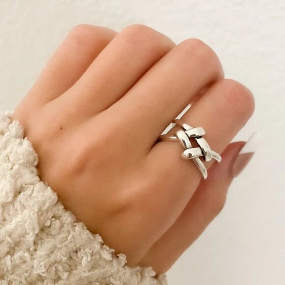 925 Sterling Silver Knot Ring Minimalist Dainty Ring Modern Geometric Ring - Picture 2 of 10